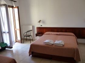  - HOTEL L'ANCORA